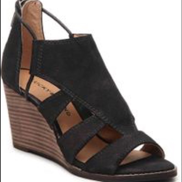 Lucky Brand Shoes - Lucky Brand Black Ankle Strap Wedge Sandals Sz 10